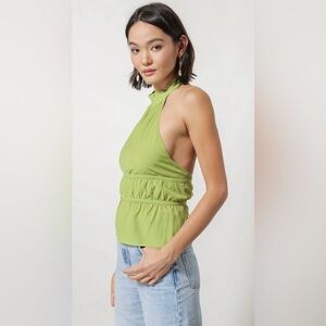 LINE & DOT SIENNA HALTER TOP
$79.00
Color CHARTREUSE